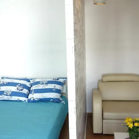 Studio Lu Bernadowska - Balkon Ogrodek Parking, 800m Morze Apartamento