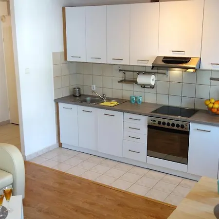 아파트 Studio Lu Bernadowska - Balkon Ogrodek Parking, 800m Morze